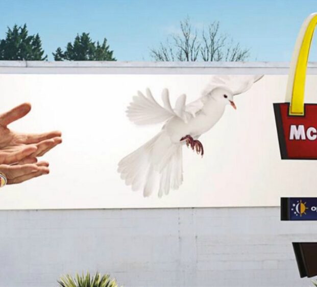 O HAMBÚRGUER IMAGINÁRIO QUE DOMINOU O PLANETA